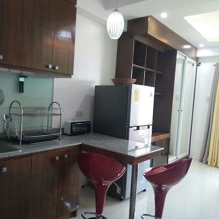 City Suites Ramos Tower Cebu Stadt Exterior foto