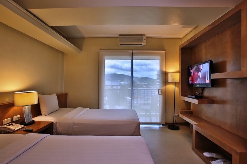 City Suites Ramos Tower Cebu Stadt Exterior foto